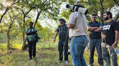 Bird-Photographer-are-ready-to-start-birding-and-taking-photographs