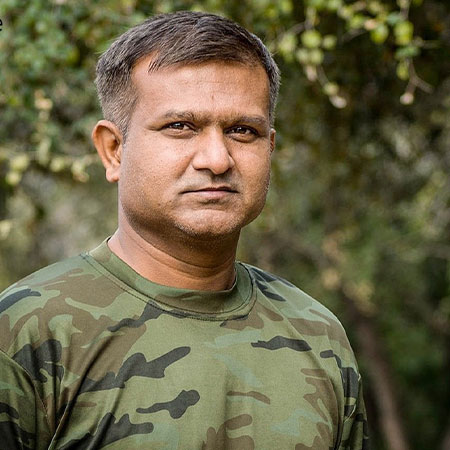 Yogesh More, A noted bird photographer and bird researcher from Bhopal, Madhya Pradesh